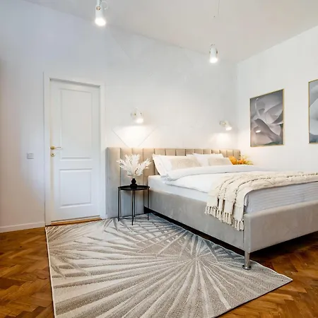 Appartement Piata Natiunilor Unite Studios: Where Style Meets Bucharest's Pulse
