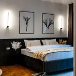 Piata Natiunilor Unite Studios: Where Style Meets Bucharest's Pulse *
