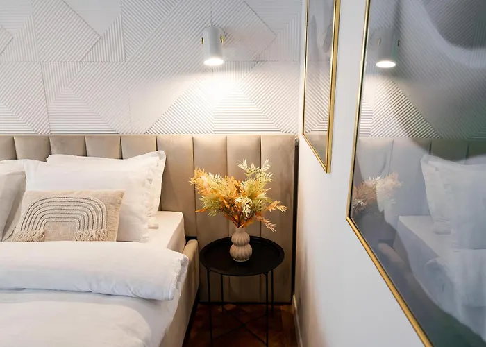 Διαμέρισμα Piata Natiunilor Unite Studios: Where Style Meets Bucharest's Pulse *