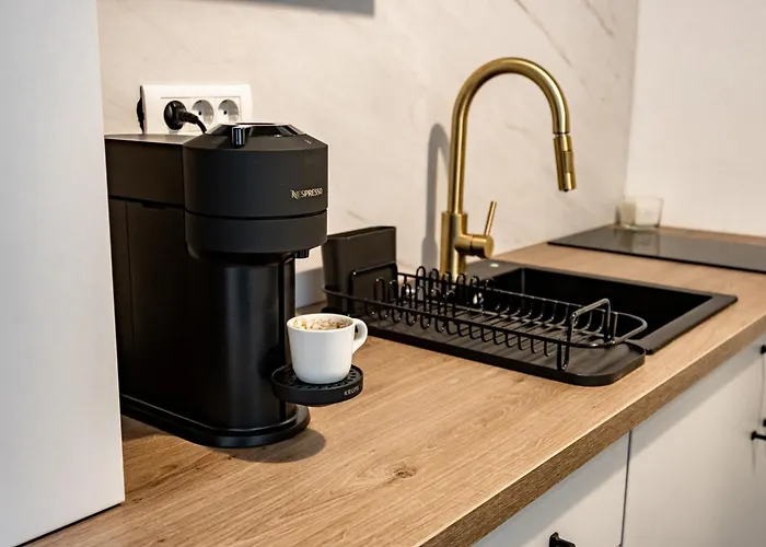 Piata Natiunilor Unite Studios: Where Style Meets Bucharest's Pulse بوخارست