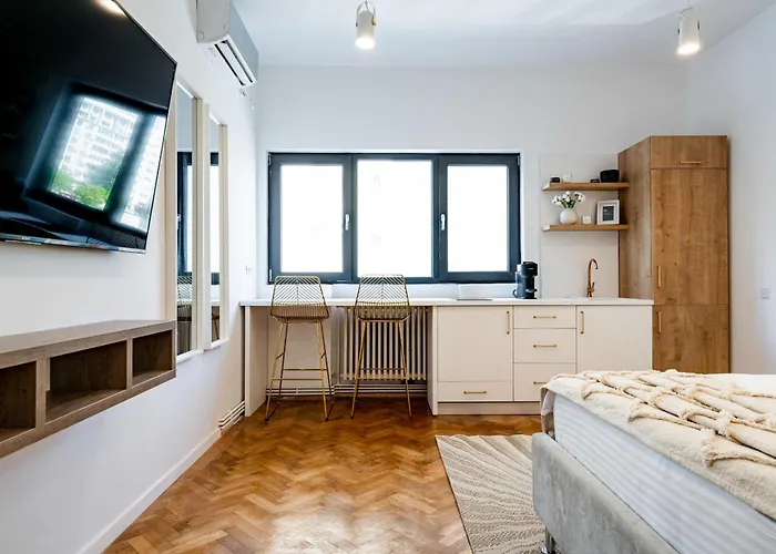 Piata Natiunilor Unite Studios: Where Style Meets Bucharest's Pulse *