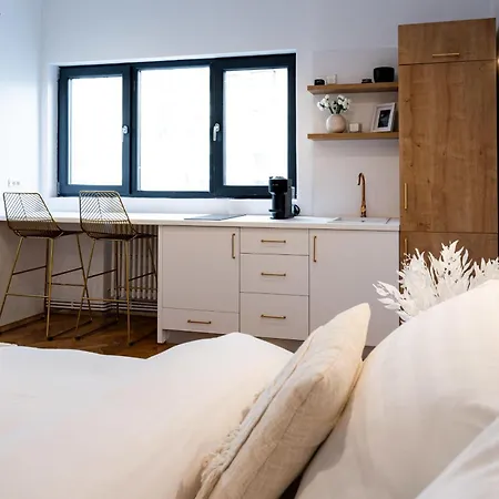 Piata Natiunilor Unite Studios: Where Style Meets Bucharest's Pulse