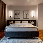 Apartament Piata Natiunilor Unite Studios: Where Style Meets Bucharest's Pulse