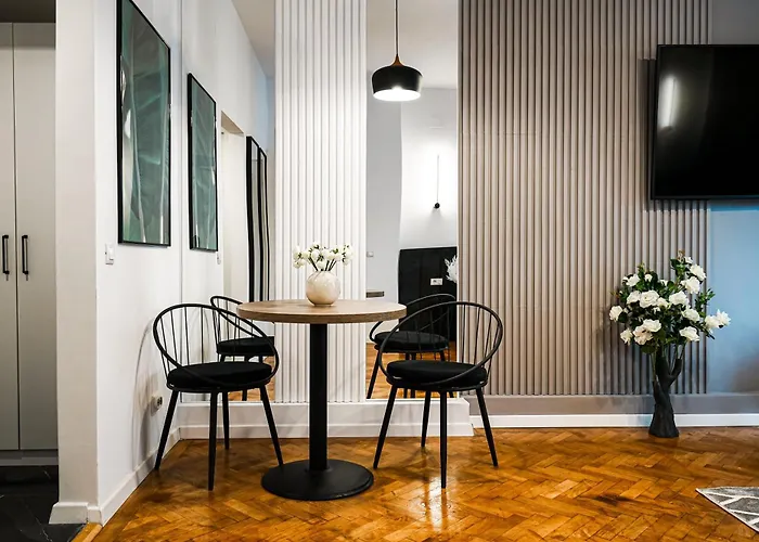 Piata Natiunilor Unite Studios: Where Style Meets Bucharest's Pulse Bukareszt