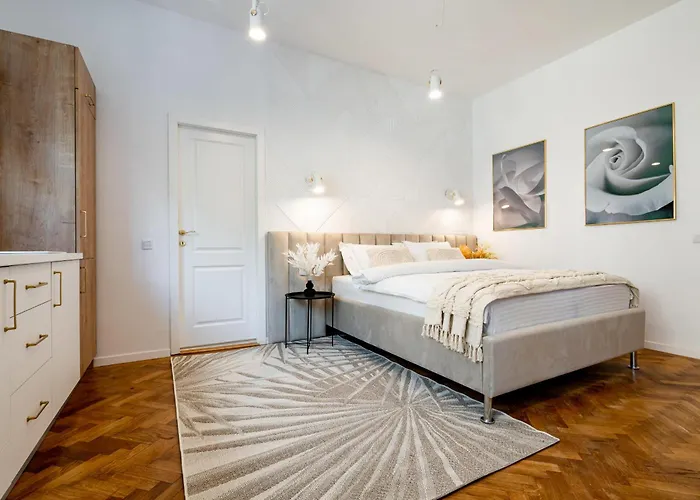 Apartament Piata Natiunilor Unite Studios: Where Style Meets Bucharest's Pulse